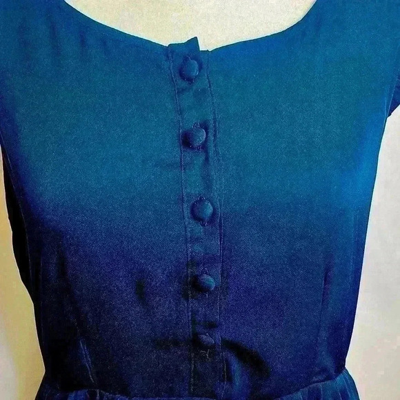 Vintage Tulle small black sleeveless dress. - Picture 5 of 7